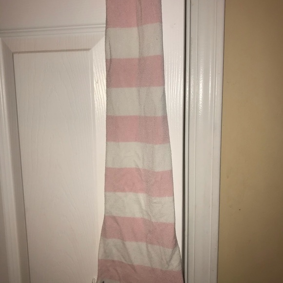 2 BeBe ScArves - Picture 5 of 5